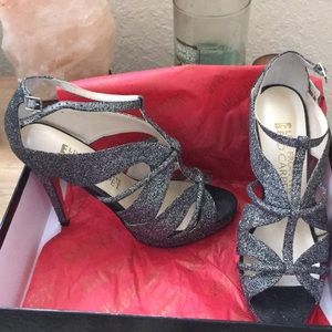 High heels size 8